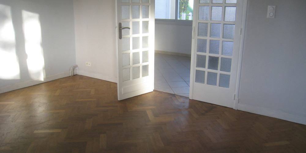 maison à NERAC (47600)