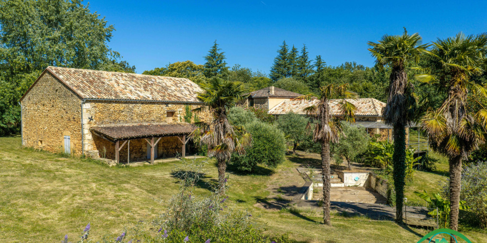 maison à BLANQUEFORT SUR BRIOLANCE (47500)