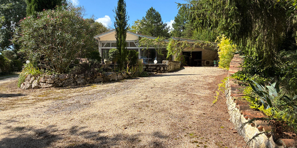 maison à BEAUGAS (47290)
