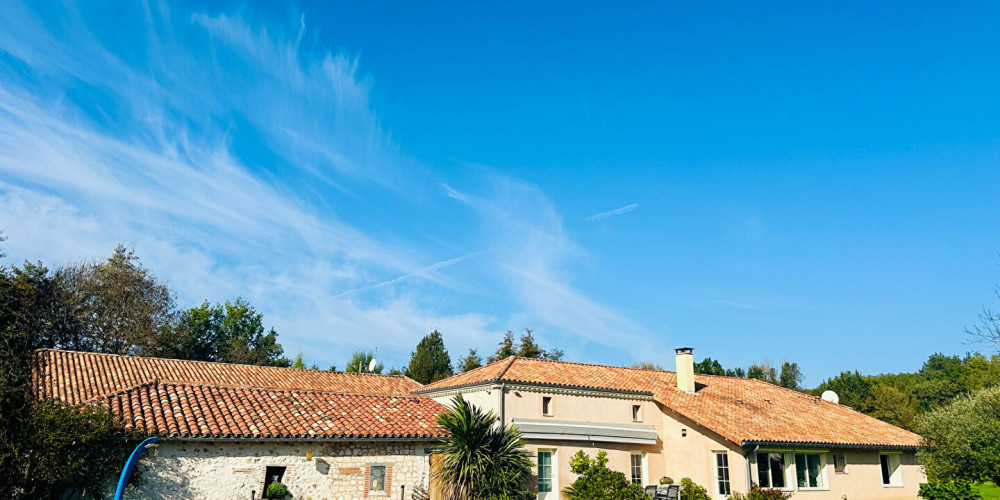 maison à ST SYLVESTRE SUR LOT (47140)