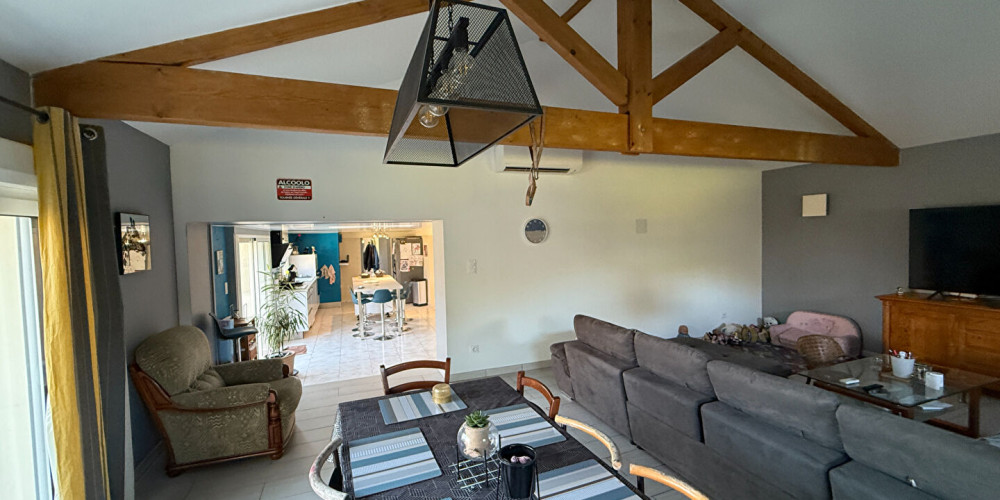 maison à ST SYLVESTRE SUR LOT (47140)