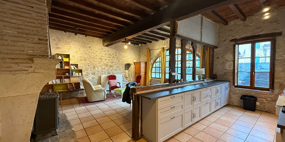 maison à ST PASTOUR (47290)