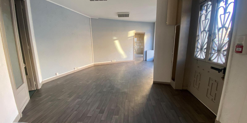 local commercial à AGEN (47000)