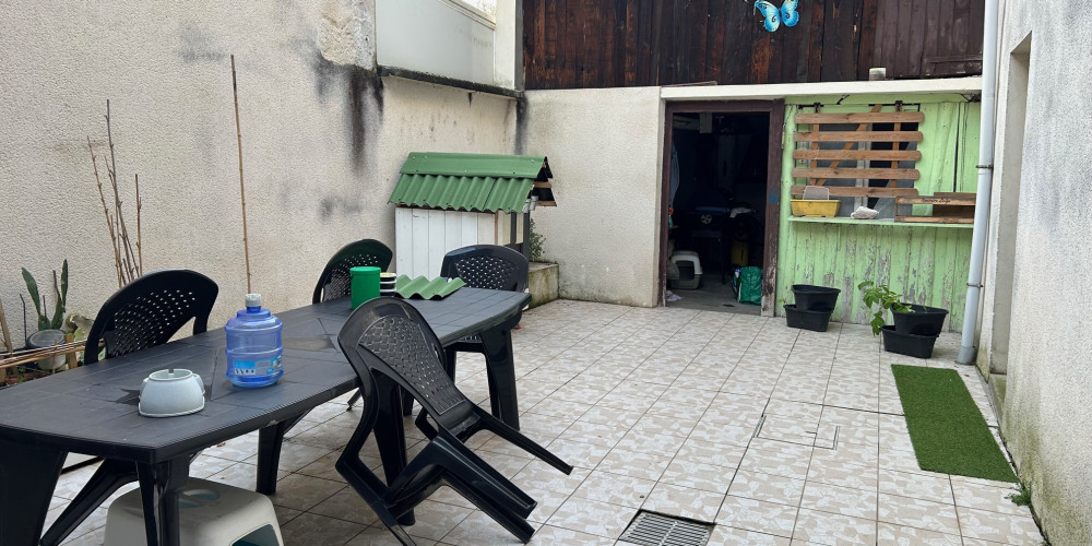 maison à LAVARDAC (47230)