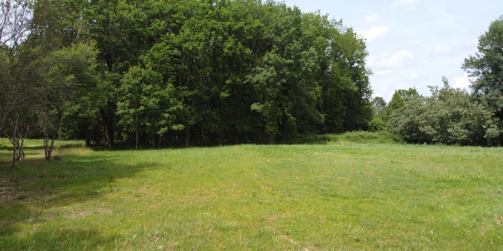 terrain à SEYCHES (47350)