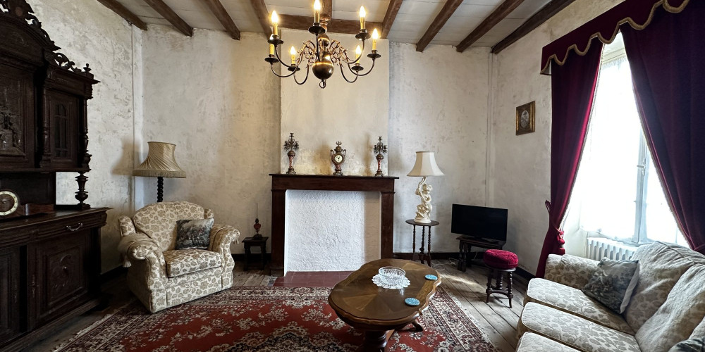 maison à LOUGRATTE (47290)