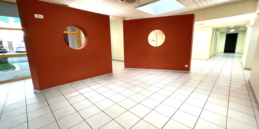 local commercial à VILLENEUVE SUR LOT (47300)