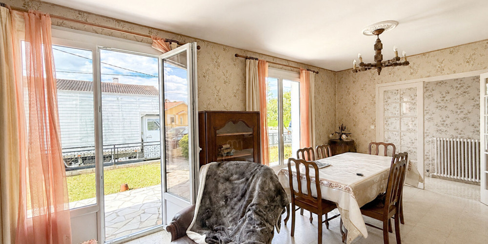 maison à ST SYLVESTRE SUR LOT (47140)
