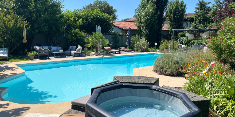 maison à AGEN (47000)