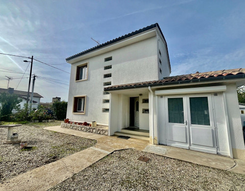 maison  STE LIVRADE SUR LOT