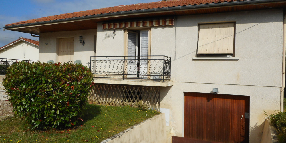 maison à NERAC (47600)
