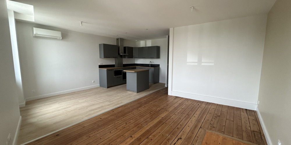 appartement à LE PASSAGE (47520)