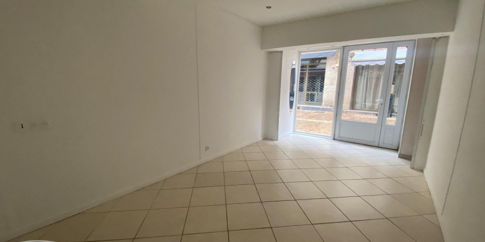 local commercial à AGEN (47000)