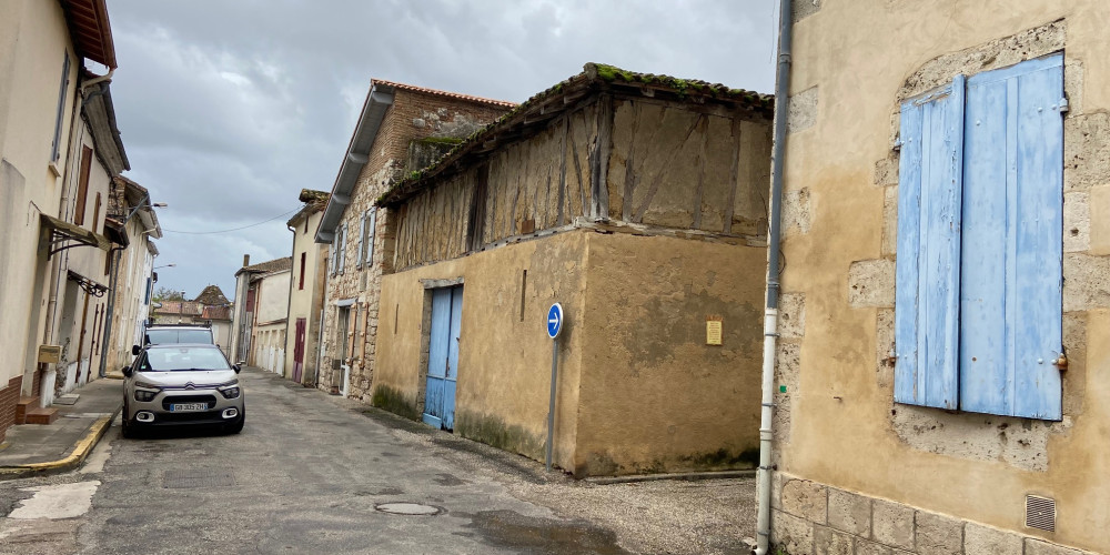 maison à DAMAZAN (47160)
