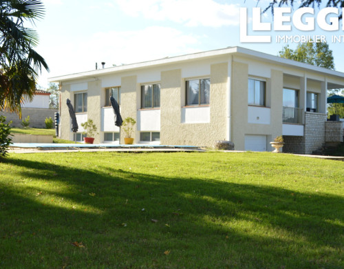 maison  STE LIVRADE SUR LOT
