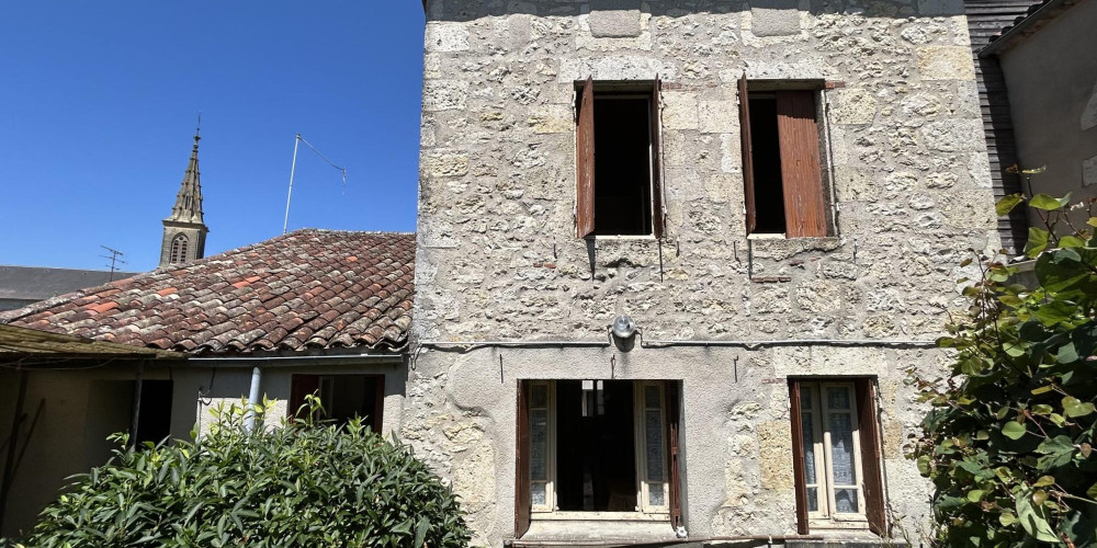maison à LAROQUE TIMBAUT (47340)