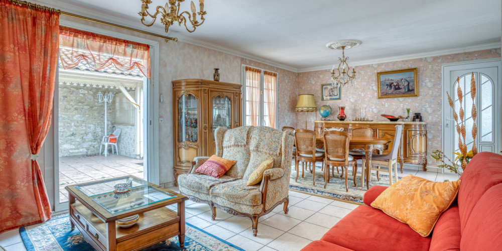 maison à PUJOLS (47300)