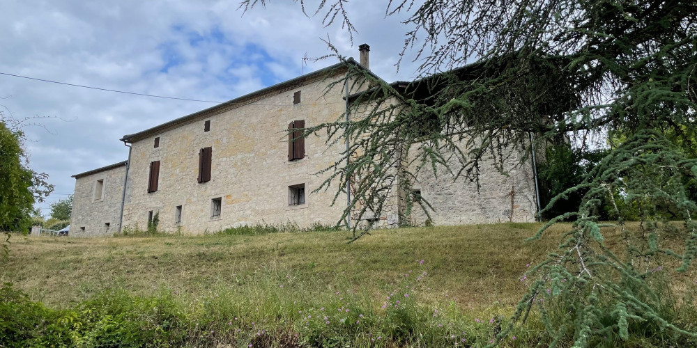 maison à LAROQUE TIMBAUT (47340)