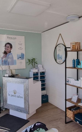 Local commercial  LAYRAC