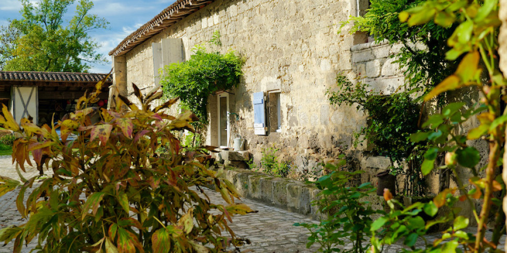 maison à NERAC (47600)