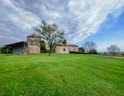 maison  MONBAHUS