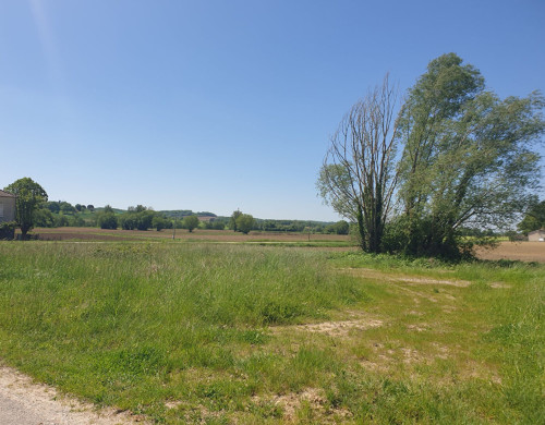 terrain  AGEN