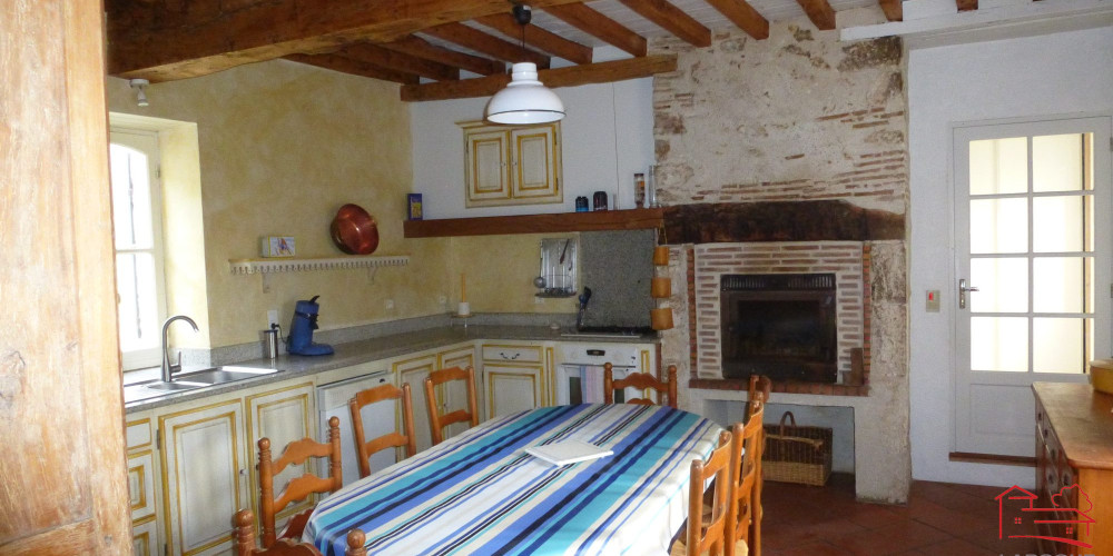 maison à LAROQUE TIMBAUT (47340)