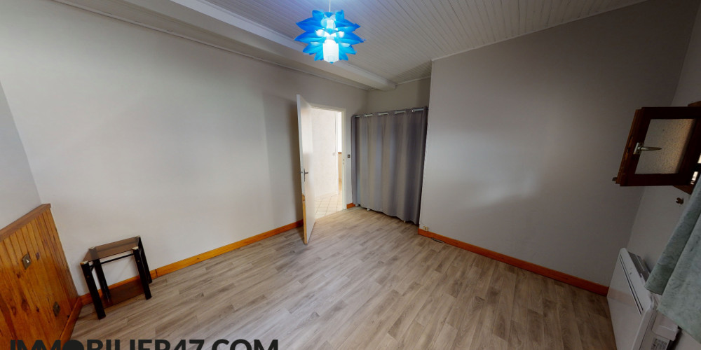 appartement à TOMBEBOEUF (47380)