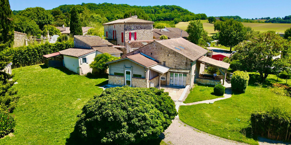 maison à MONTPEZAT (47360)