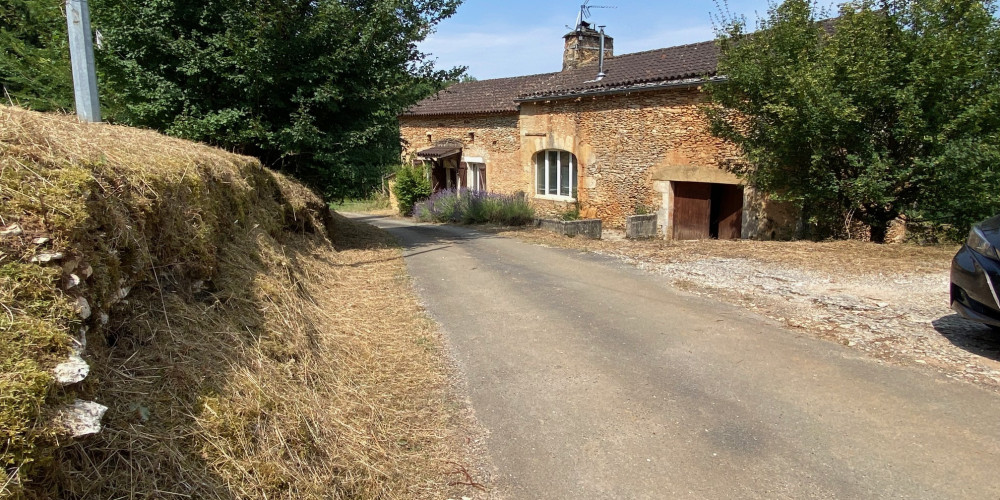maison à BLANQUEFORT SUR BRIOLANCE (47500)