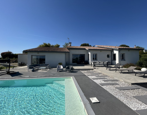 maison  STE BAZEILLE
