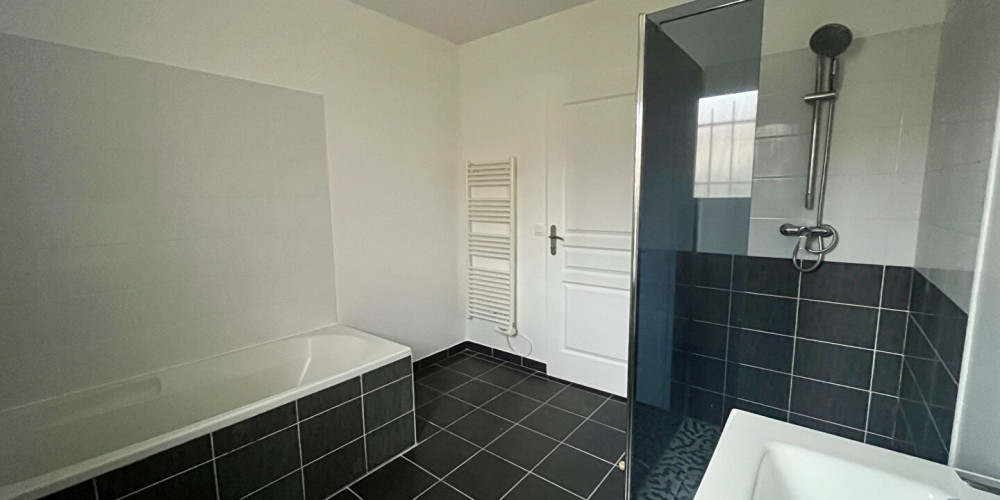 maison à VILLENEUVE SUR LOT (47300)