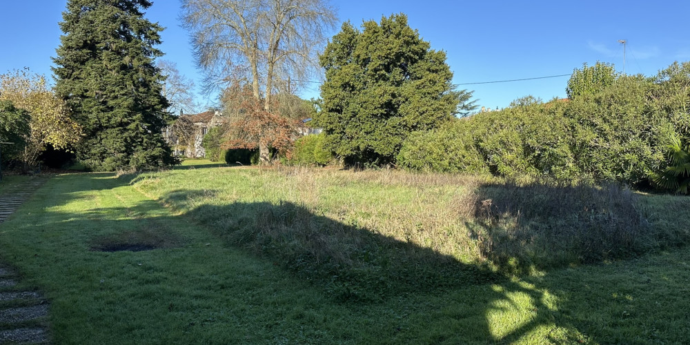 terrain à AIGUILLON (47190)