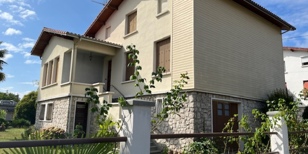maison à NERAC (47600)