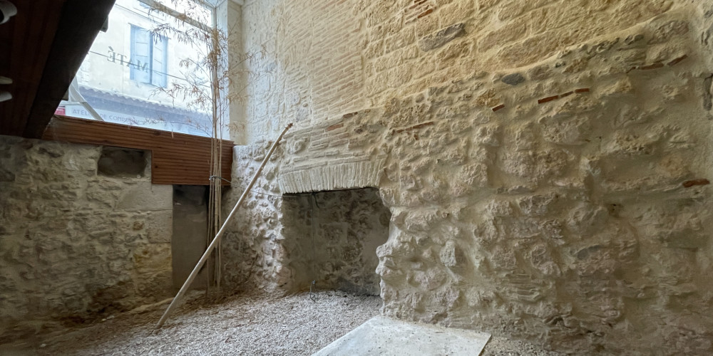 local commercial à CASTELJALOUX (47700)