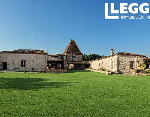 maison  LEDAT