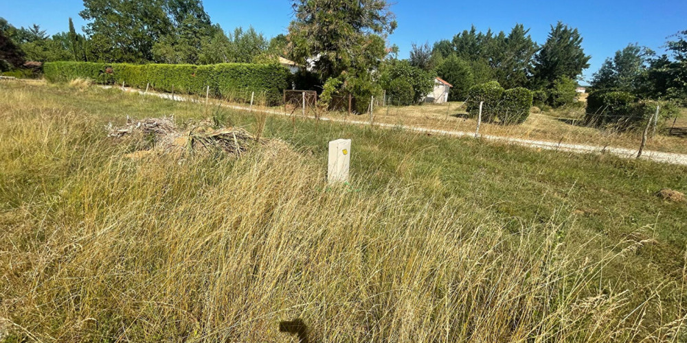 terrain à PENNE D AGENAIS (47140)