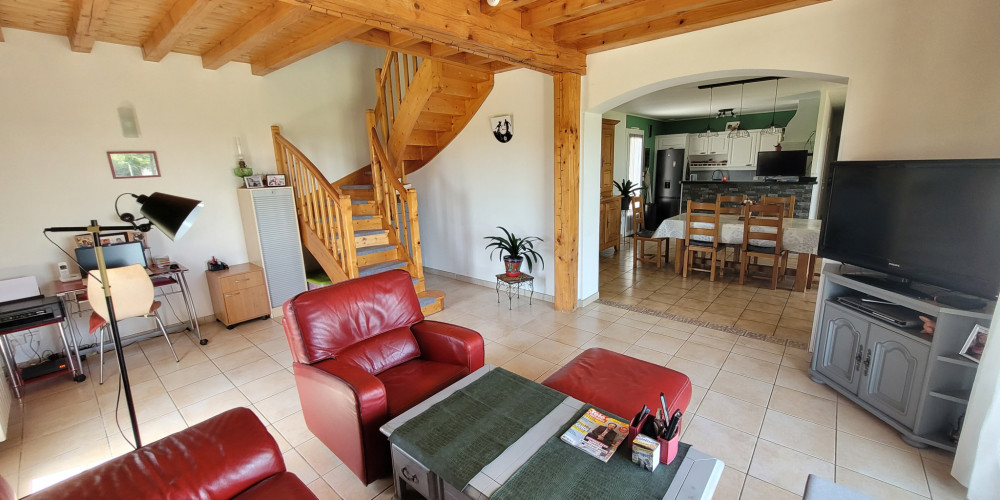 maison à MONTPOUILLAN (47200)