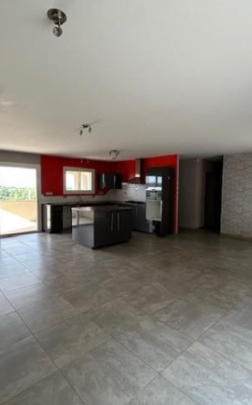 Maison  LEDAT