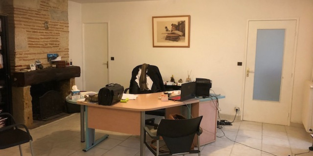 maison à NERAC (47600)