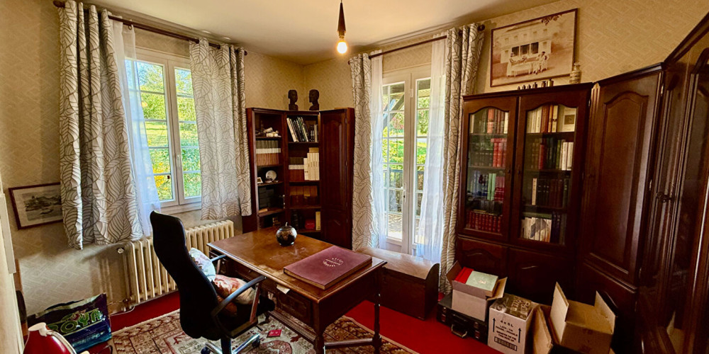 maison à PUJOLS (47300)