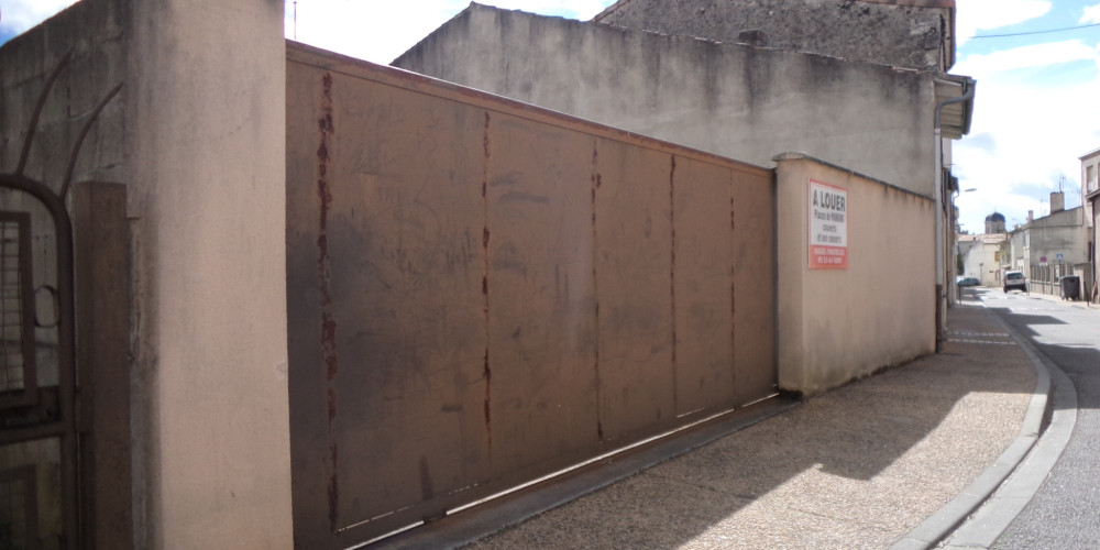 parking à MARMANDE (47200)