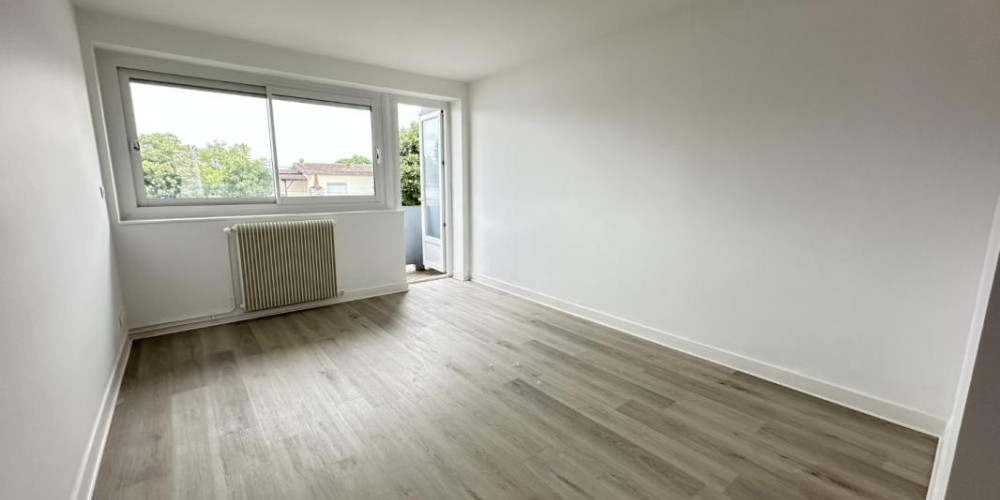 appartement à LE PASSAGE (47520)