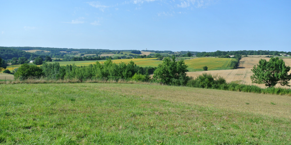 terrain à MAUVEZIN SUR GUPIE (47200)