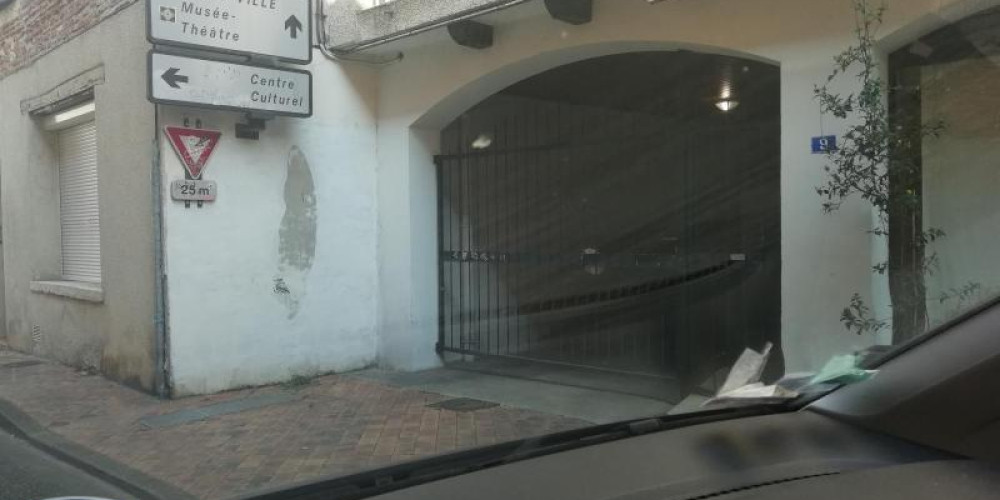 parking à AGEN (47000)