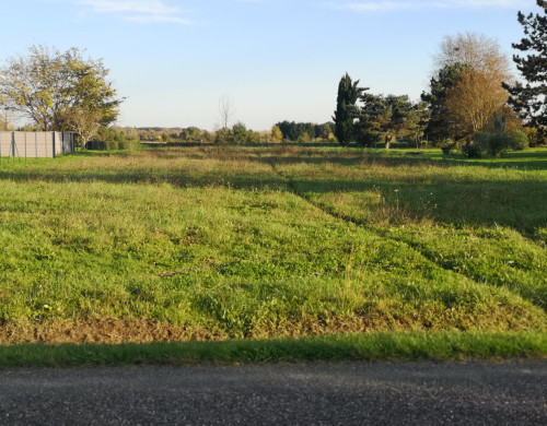 terrain  AGEN