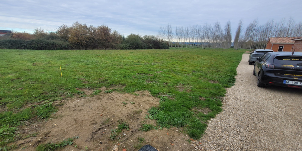 terrain à BEAUPUY (47200)