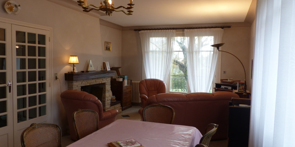 maison à NERAC (47600)