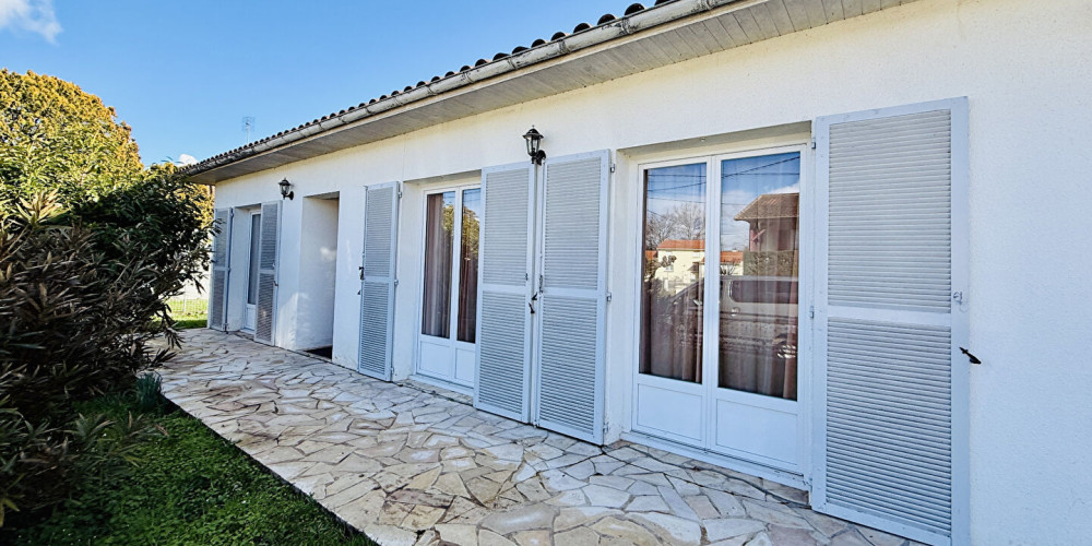 maison à ST SYLVESTRE SUR LOT (47140)