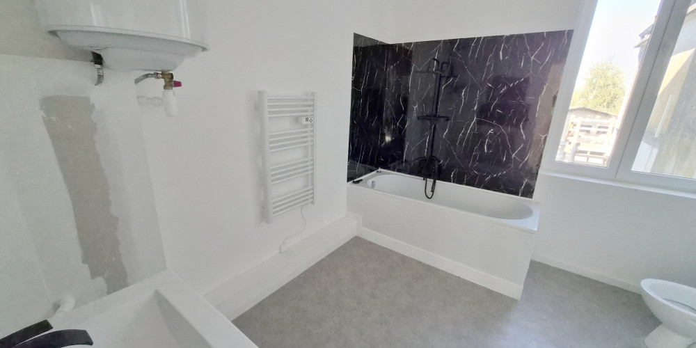 appartement à STE BAZEILLE (47180)